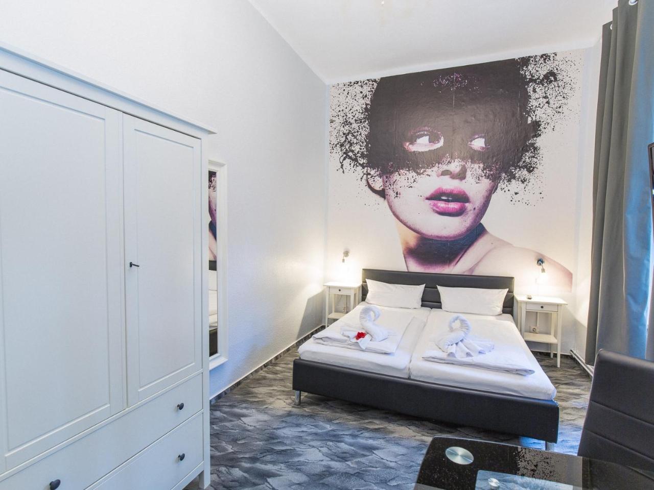 Pension Marie Prenzlauer Berg Berlin Bagian luar foto