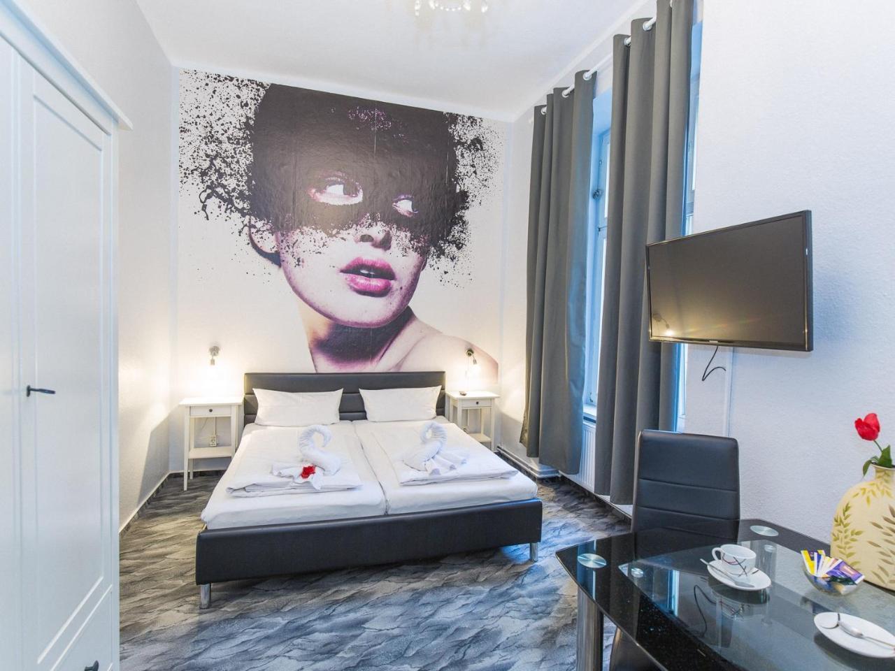 Pension Marie Prenzlauer Berg Berlin Bagian luar foto